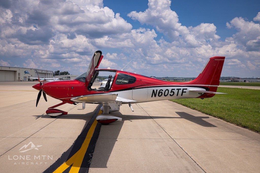 2024 Cirrus SR22T — photo 2
