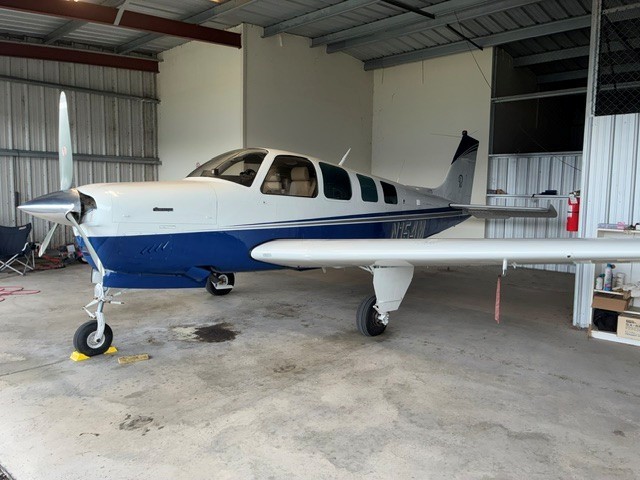 1981 Beechcraft Beech Bonanza A36, photo 2
