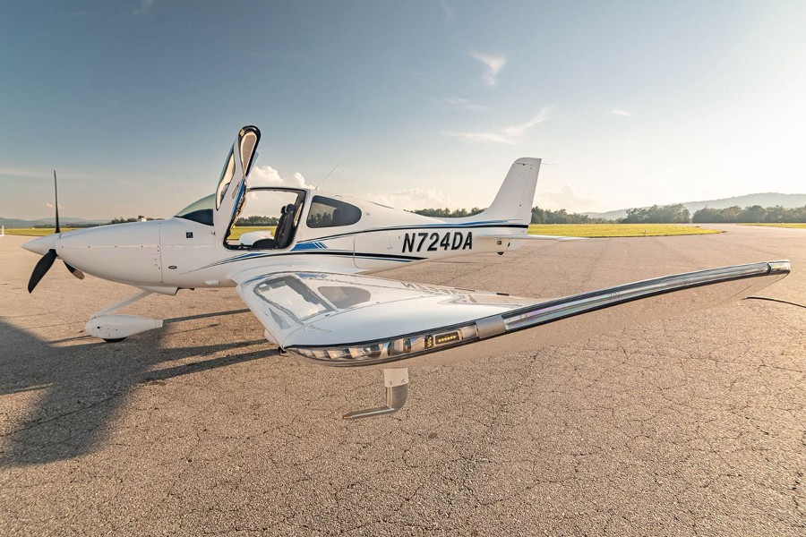2023 Cirrus SR20 G6 (N724DA), photo 2