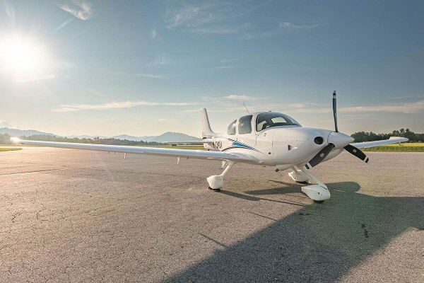 2023 Cirrus SR20 — photo 5