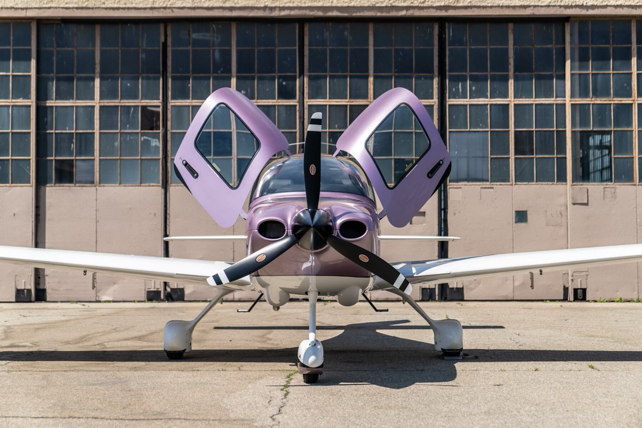 2024 Cirrus SR20 — photo 3