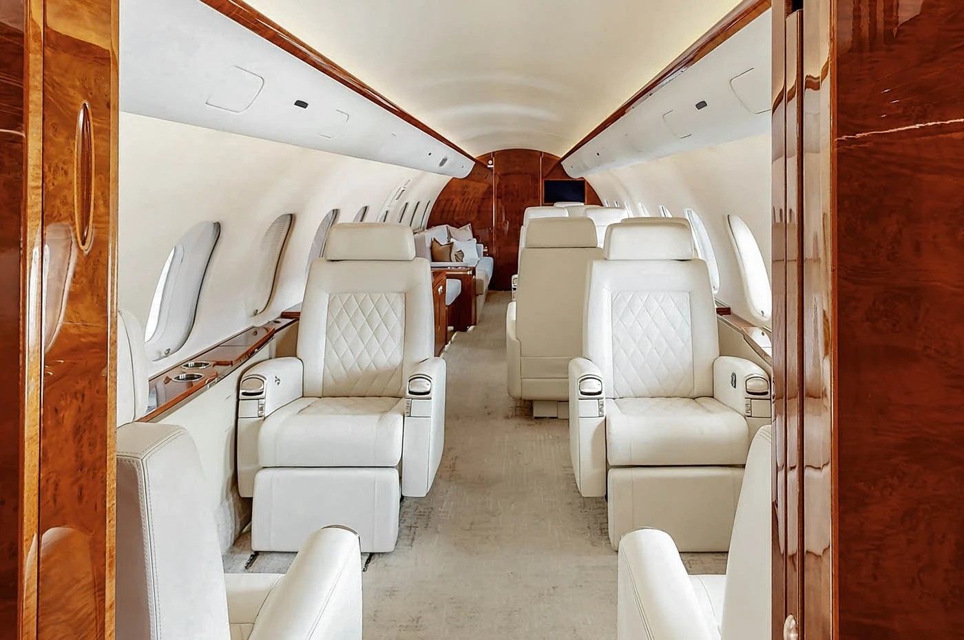 2005 Bombardier Global 5000 — photo 2