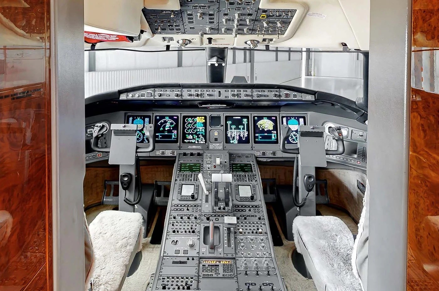 2005 Bombardier Global 5000 5