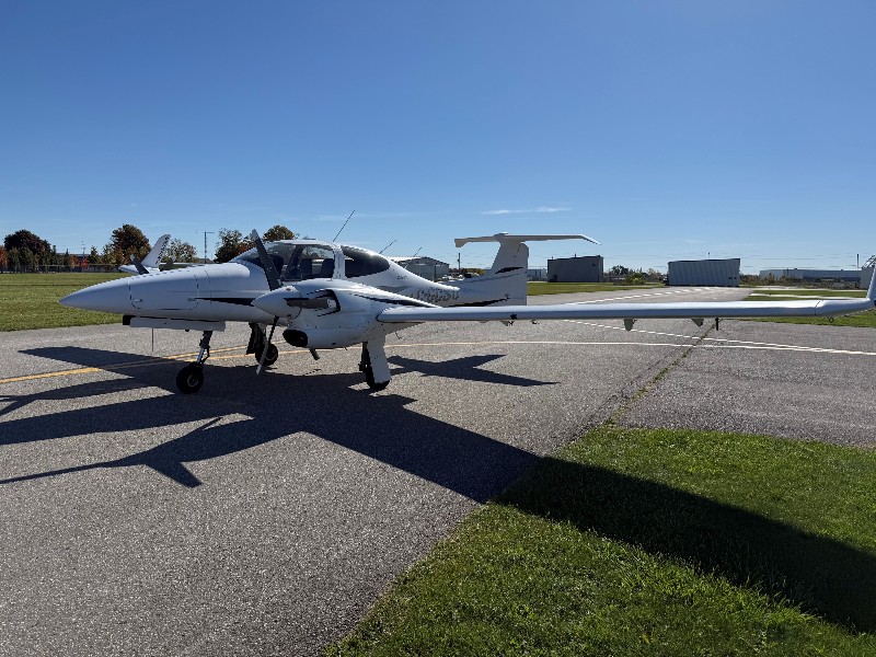 2004 Diamond TwinStar DA42, photo 1