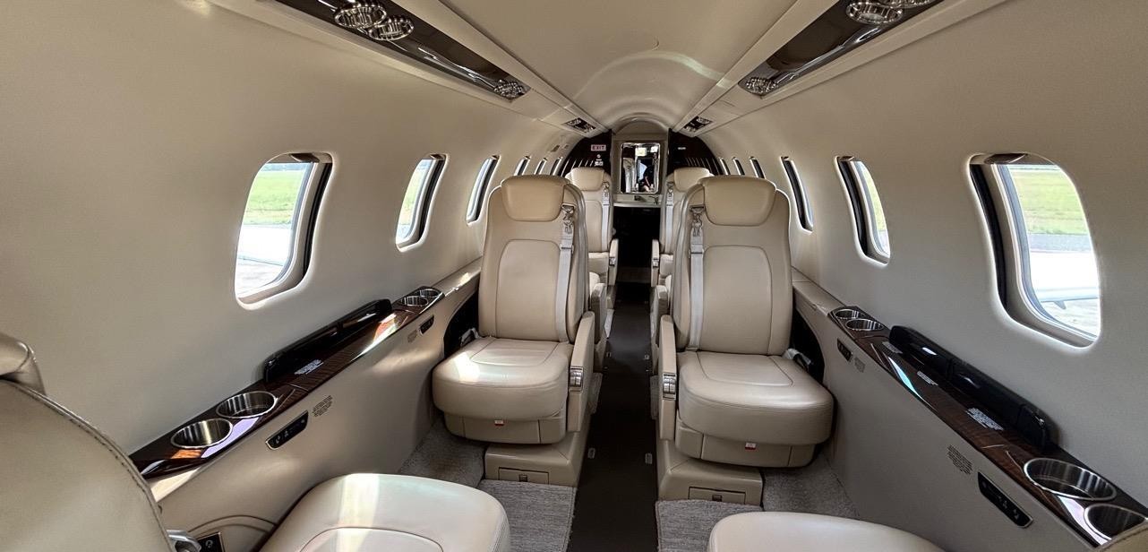 2020 Learjet 75 3