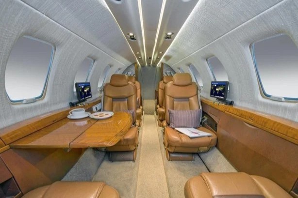 2010 Cessna Citation CJ4 — photo 2