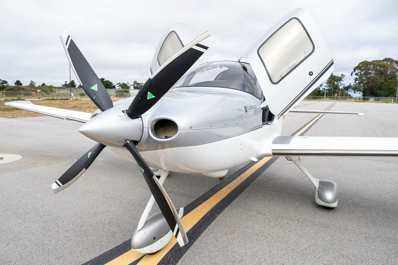 2007 Cirrus SR22-G3 — photo 3