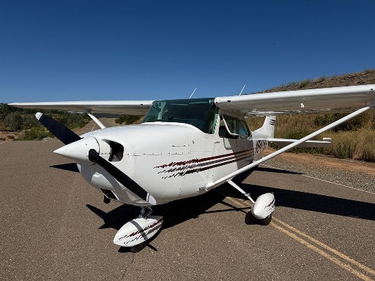 1969 Cessna 172K — photo 2