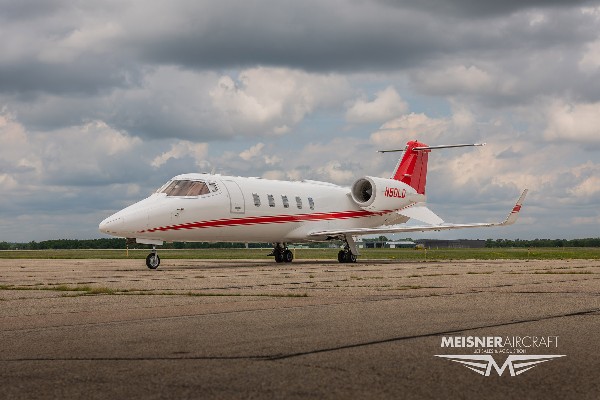 2012 Learjet 60 — photo 1