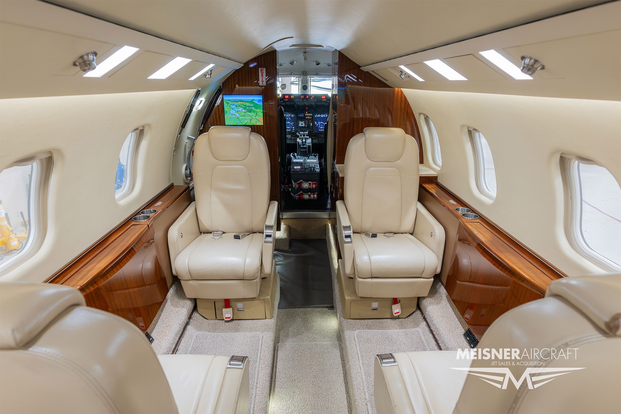 2012 Learjet 60 — photo 4