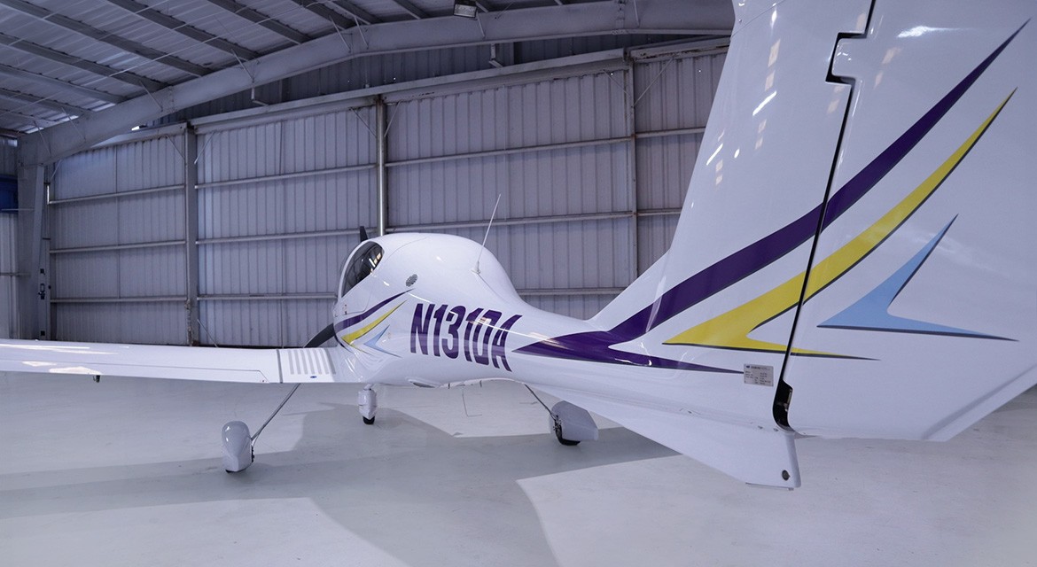 2021 Diamond DA40 — photo 3