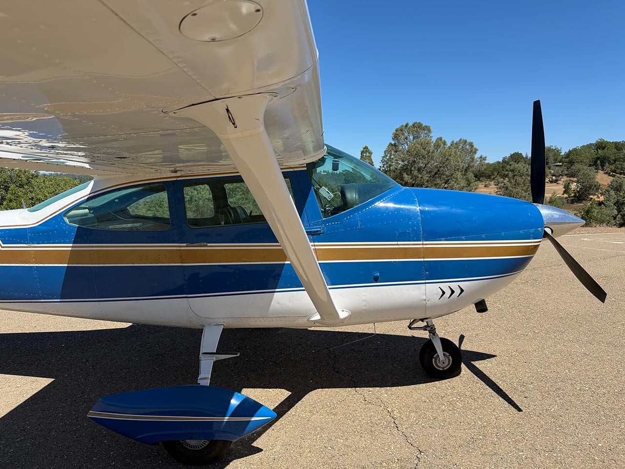 1969 Cessna 182M — photo 5