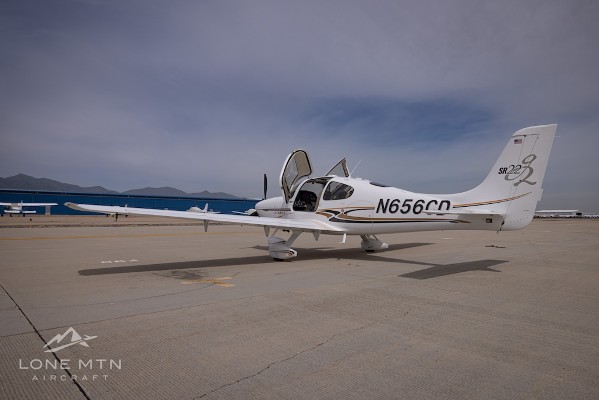 2004 Cirrus SR22-G2 — photo 3