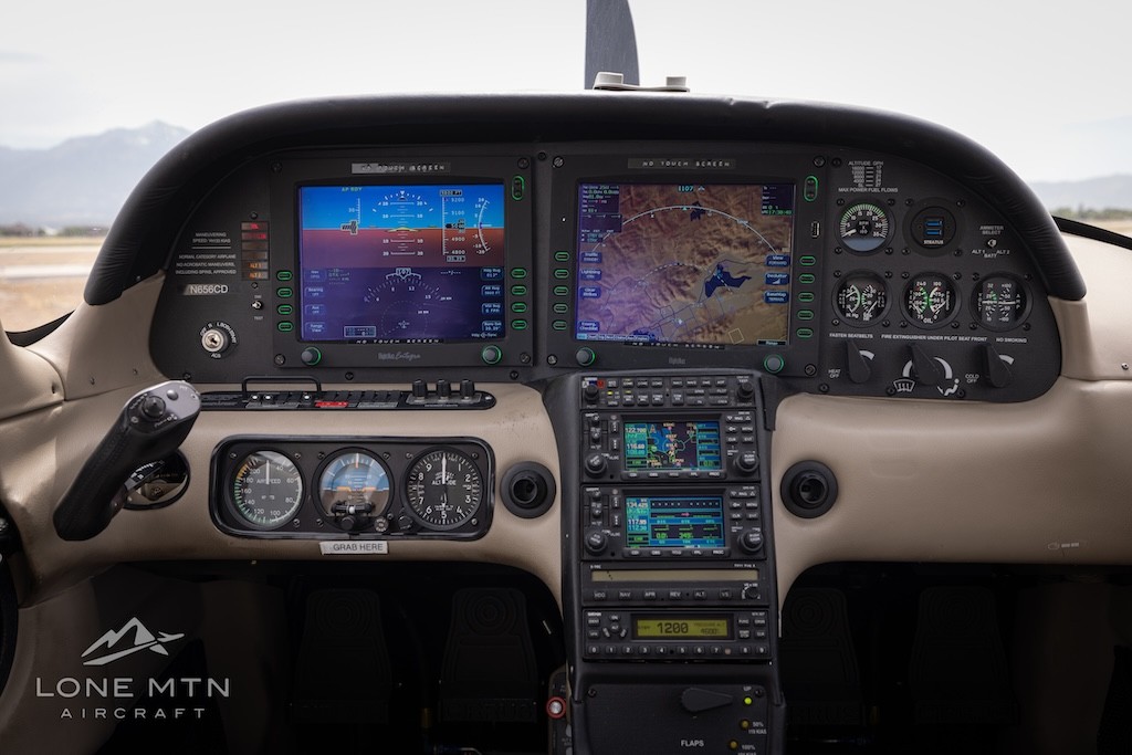2004 Cirrus SR22-G2 — photo 4