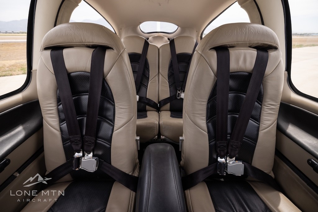 2004 Cirrus SR22-G2 — photo 5