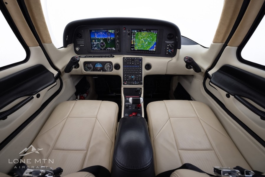 2017 Cirrus SR22-G6, photo 12