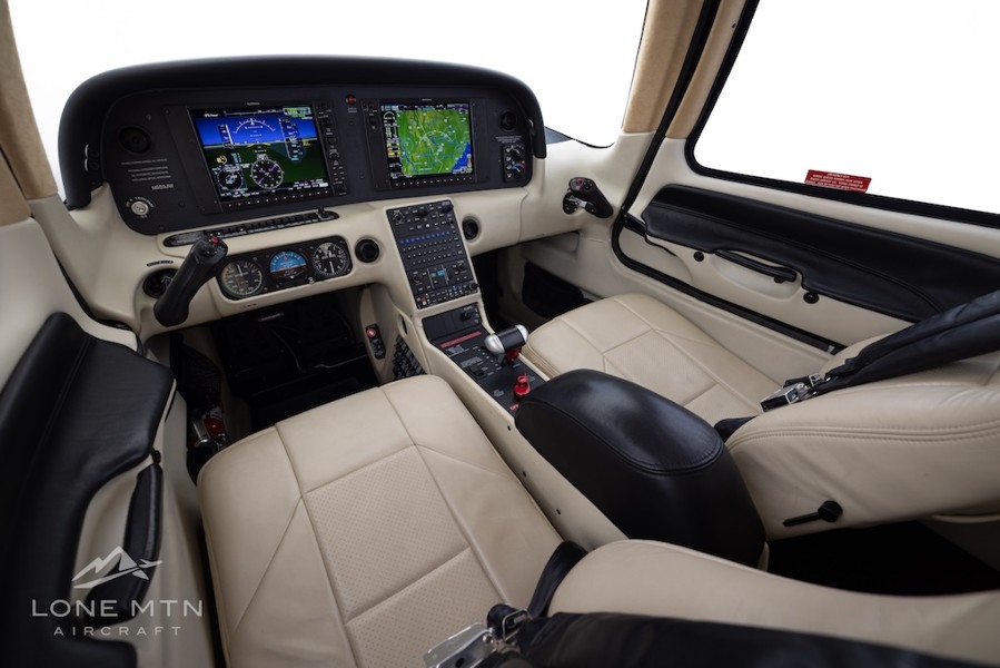 2017 Cirrus SR22-G6, photo 13