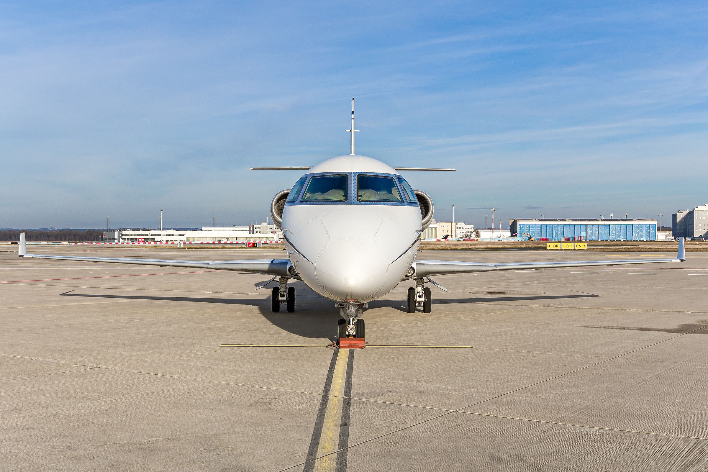 2011 Gulfstream G200 — photo 3