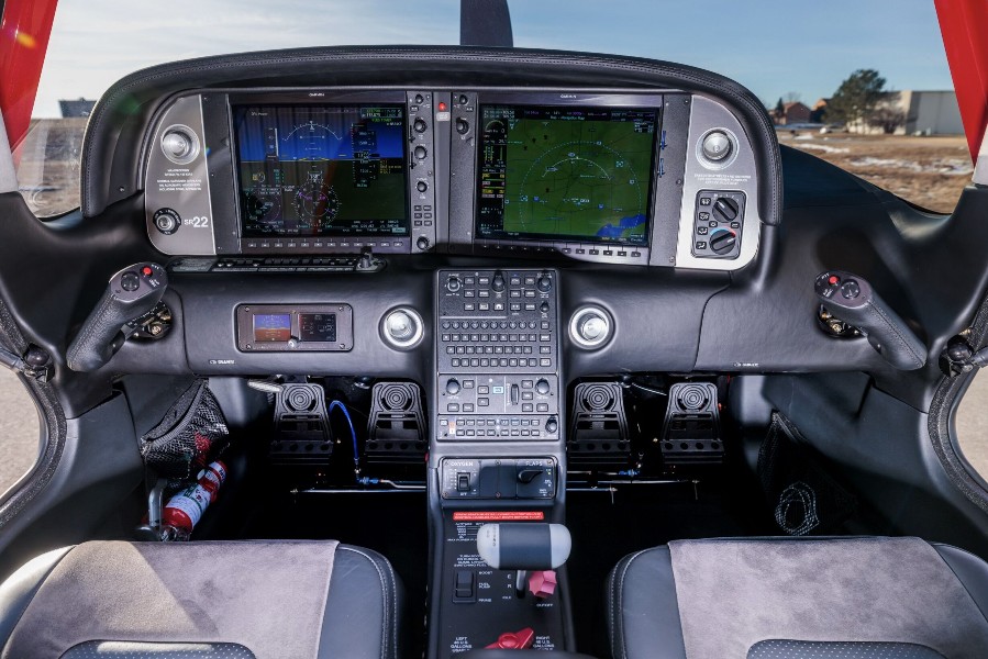 2022 Cirrus SR22-G6 GTS, photo 17