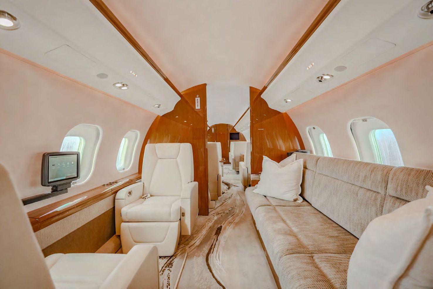 2011 Bombardier Global XRS — photo 2