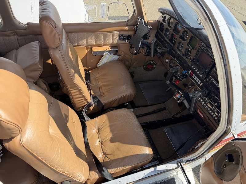 1985 Piper Dakota 236, photo 11
