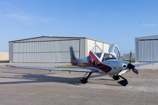 2012 Cirrus SR22T — photo 4