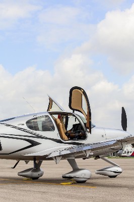 2025 Cirrus SR22T — photo 4