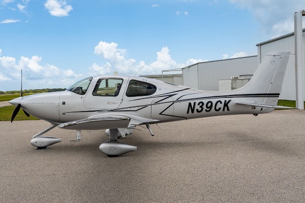 2024 Cirrus SR20 — photo 1