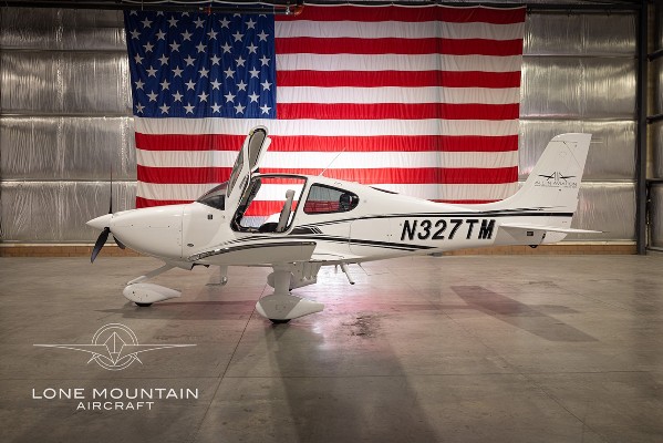 2022 Cirrus SR20 — photo 2