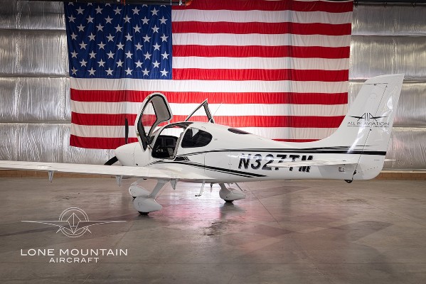 2022 Cirrus SR20 — photo 3