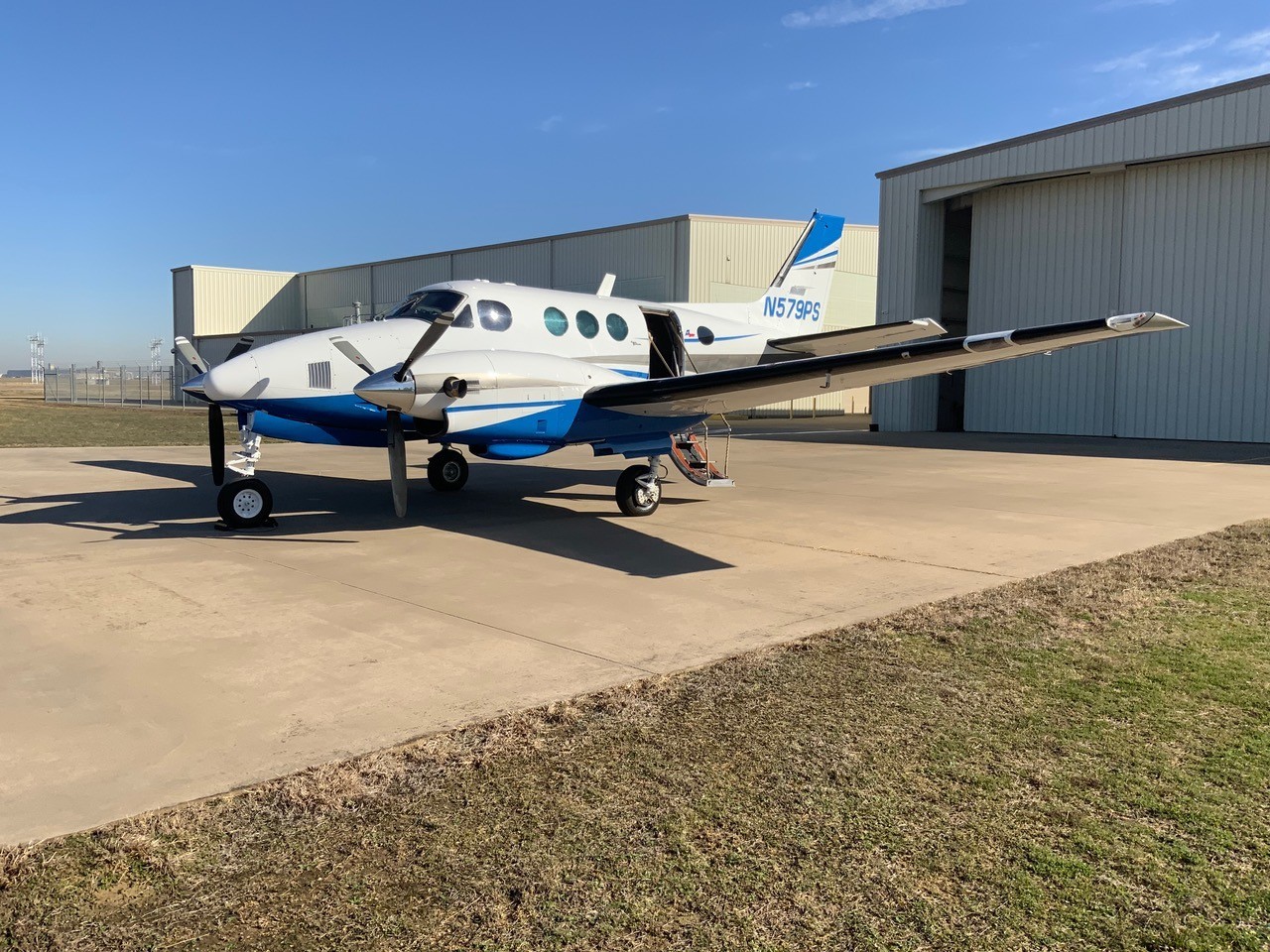 1970 Beech King Air B90 — photo 2