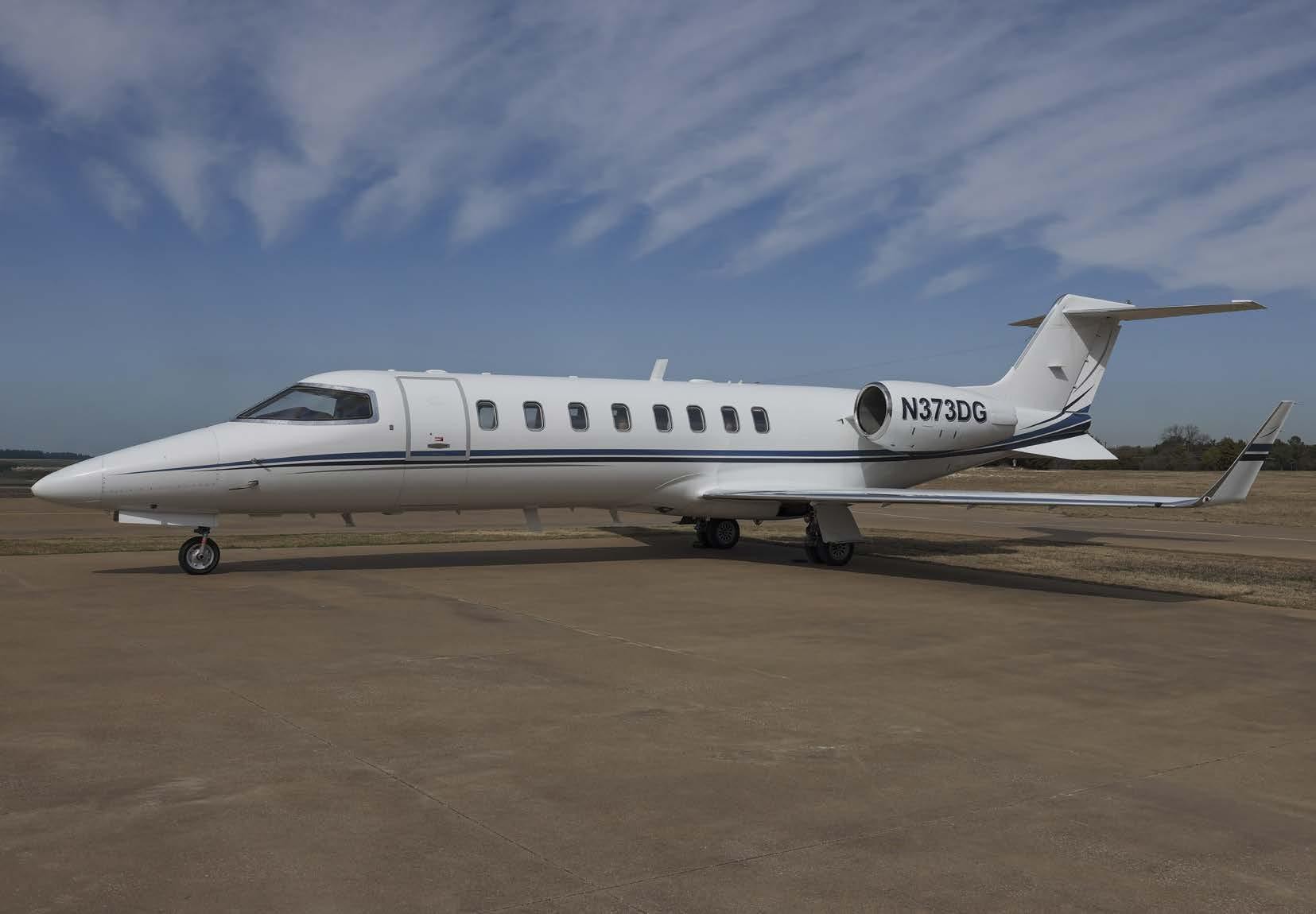 2001 Learjet 45 — photo 2