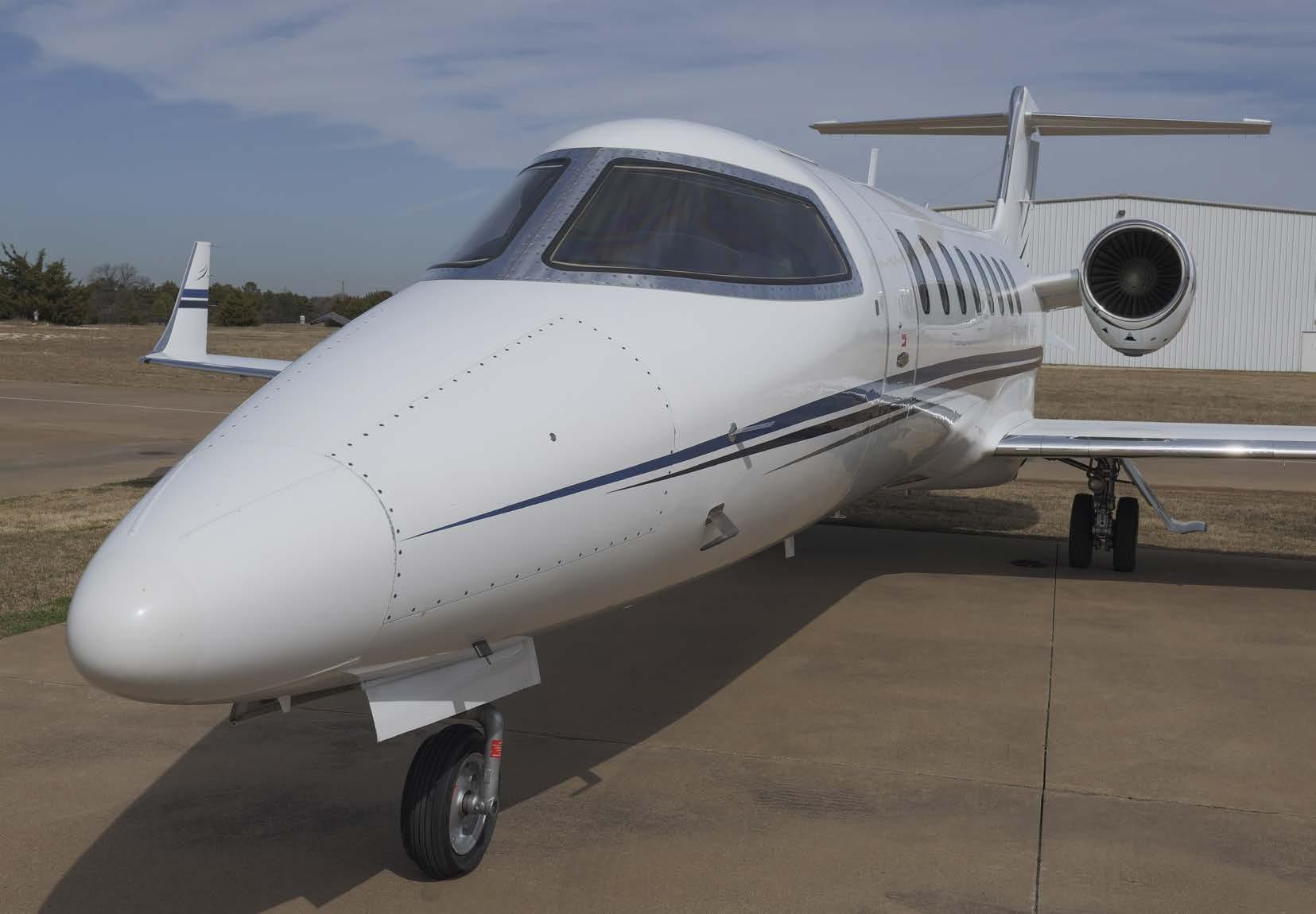 2001 Learjet 45 — photo 4