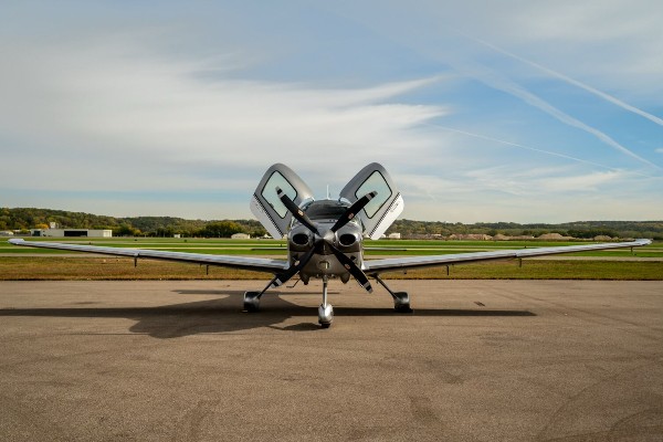 2023 Cirrus SR22T-G6 — photo 3