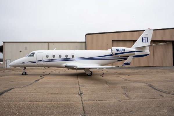 2011 Gulfstream G150 — photo 1