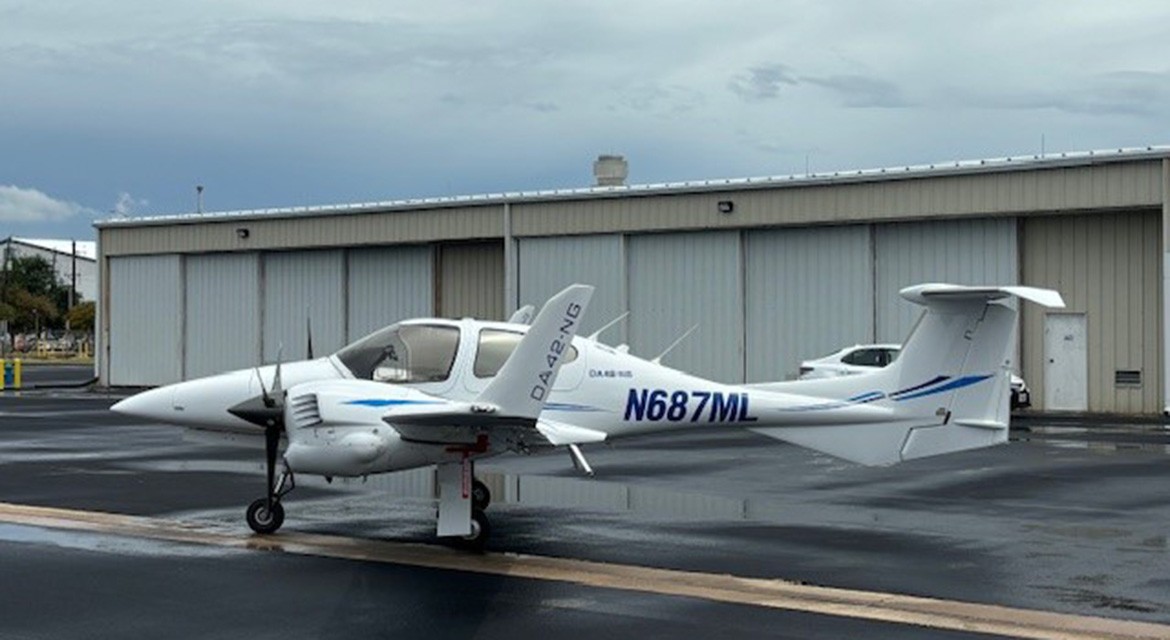 2007 Diamond TwinStar DA42 — photo 2