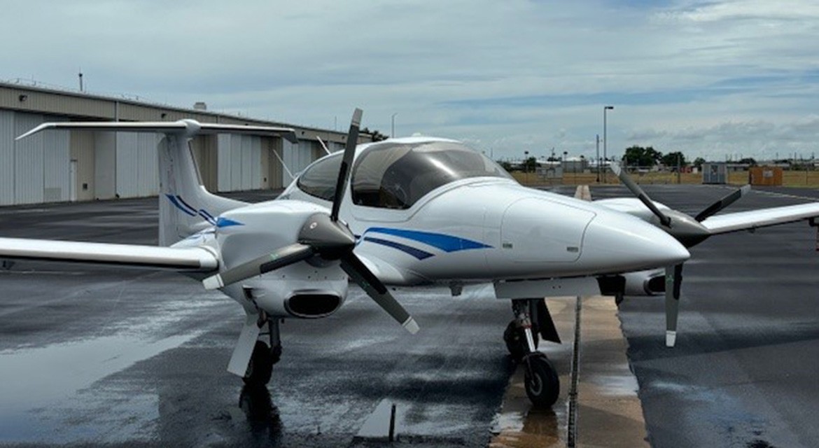 2007 Diamond TwinStar DA42 — photo 3