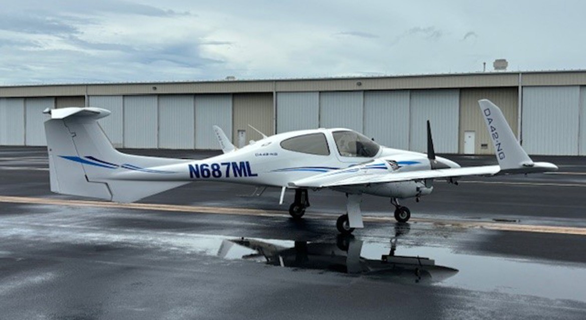 2007 Diamond TwinStar DA42 — photo 5