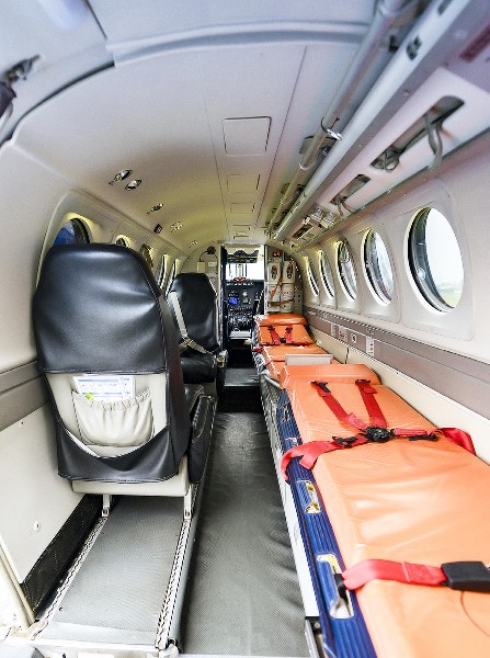 2009 Beechcraft Beech King Air B200, photo 10