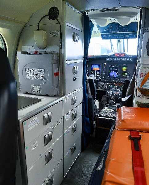 2009 Beechcraft Beech King Air B200, photo 11