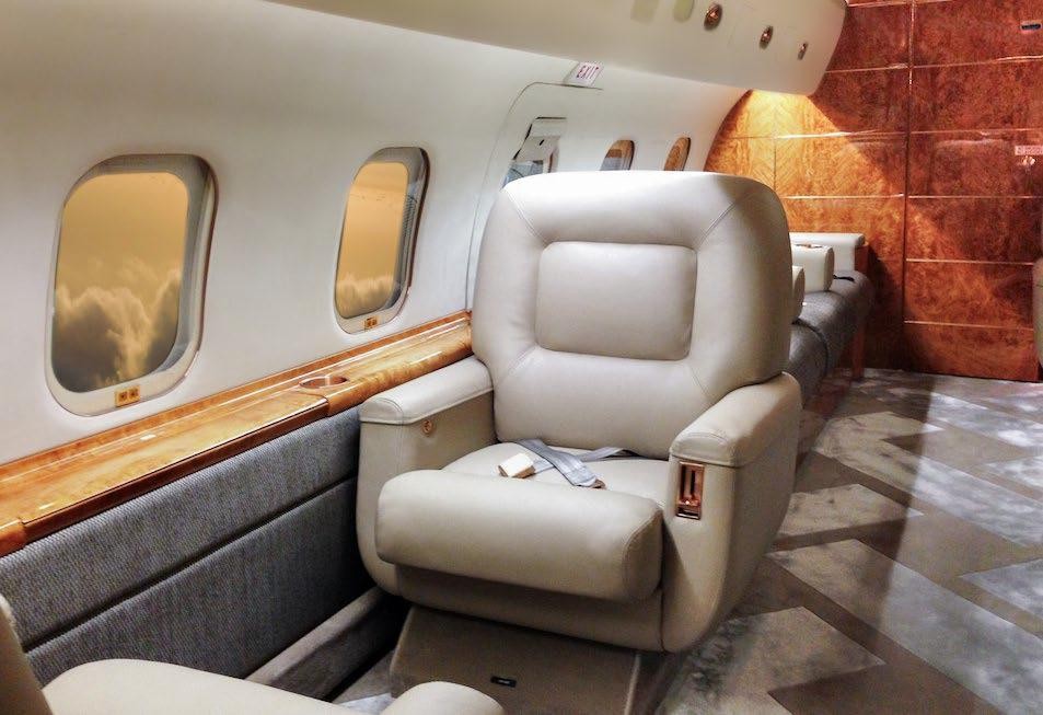 1998 Bombardier Challenger 604 — photo 4