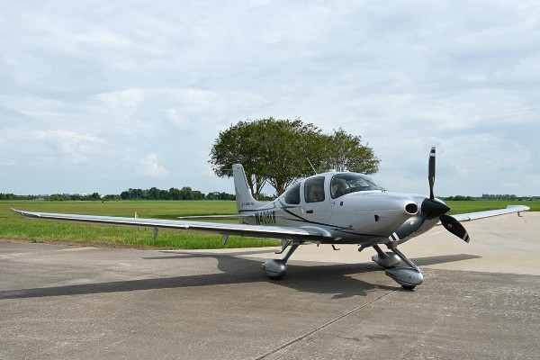 2022 Cirrus SR22-G6 — photo 4