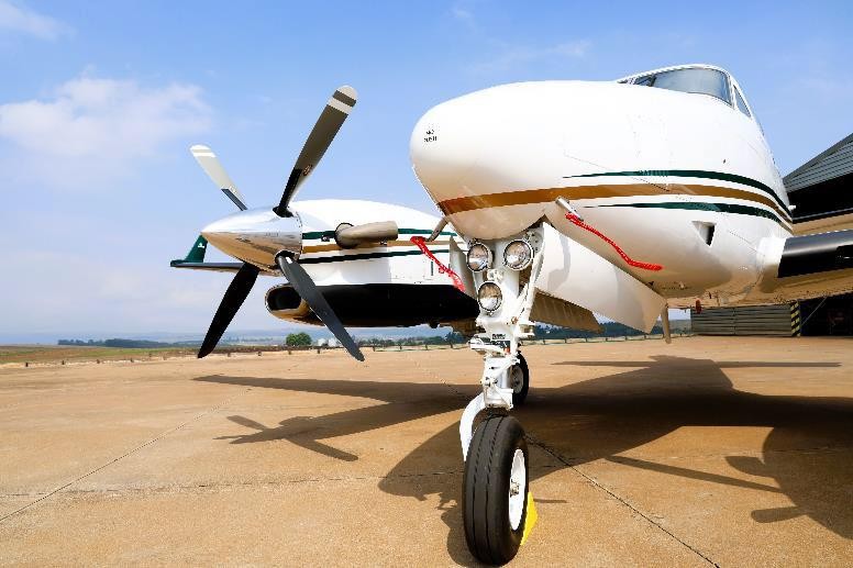 2014 Beech King Air C90GT — photo 3