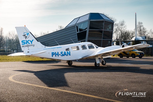 1983 Piper Seneca III — photo 5