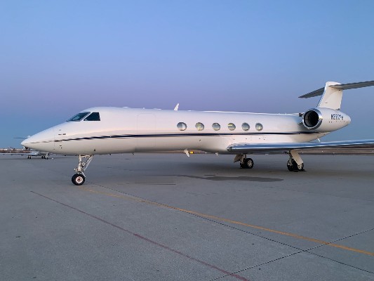 1999 Gulfstream G-V — photo 1