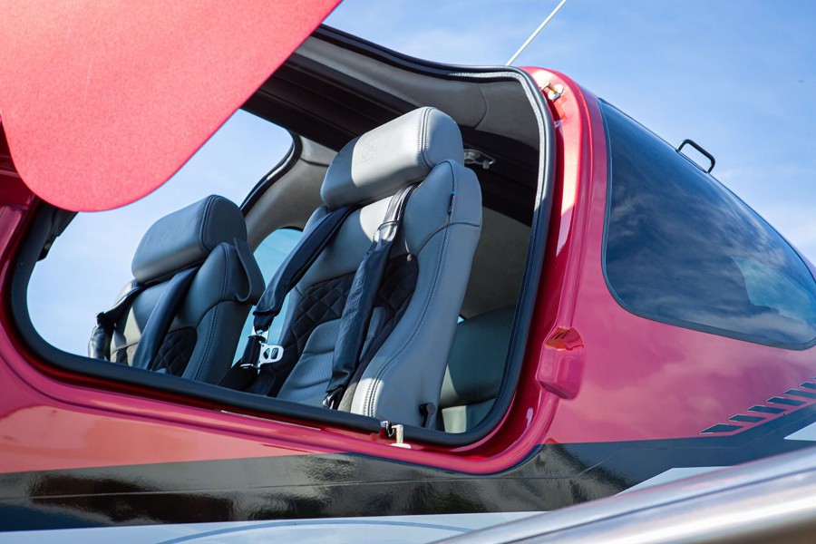 2025 Cirrus SR22-G7 GTS (N564FD), photo 15