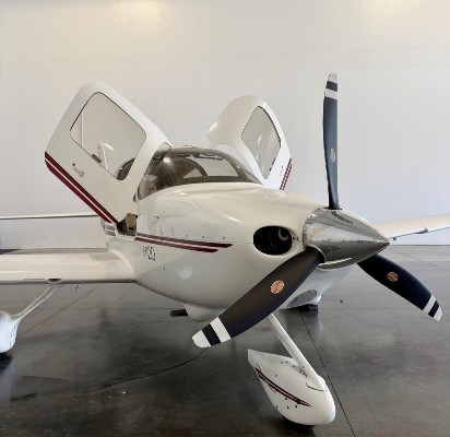 2001 Cirrus SR20 — photo 2
