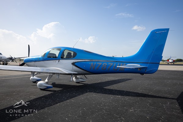 2021 Cirrus SR20 — photo 3