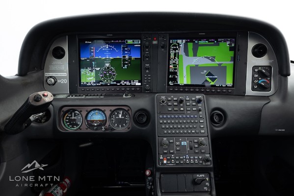 2021 Cirrus SR20 — photo 4