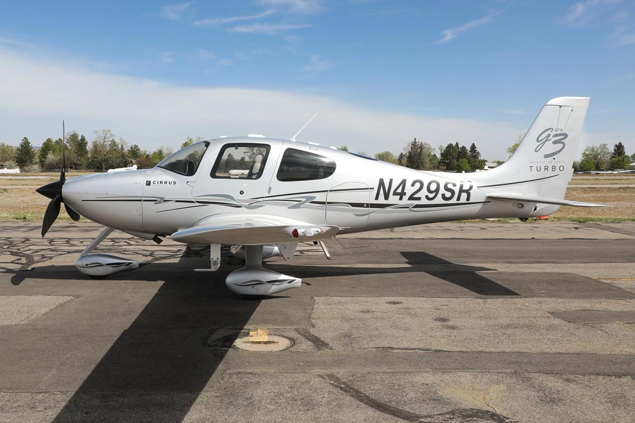 2007 Cirrus SR22 — photo 1